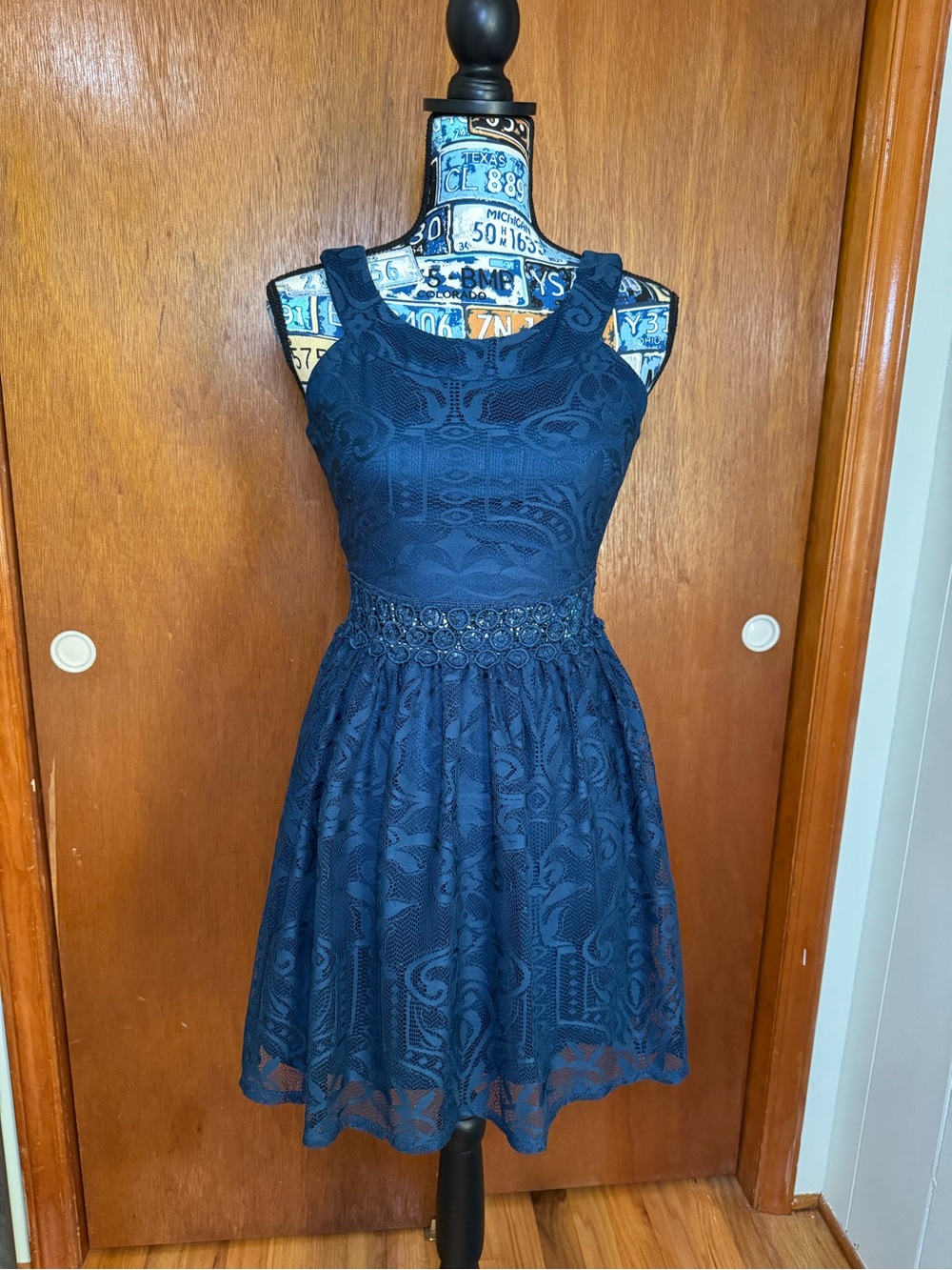Charlotte Russe XS Navy Lace Midi Dress with Embroidered Lace Waist
